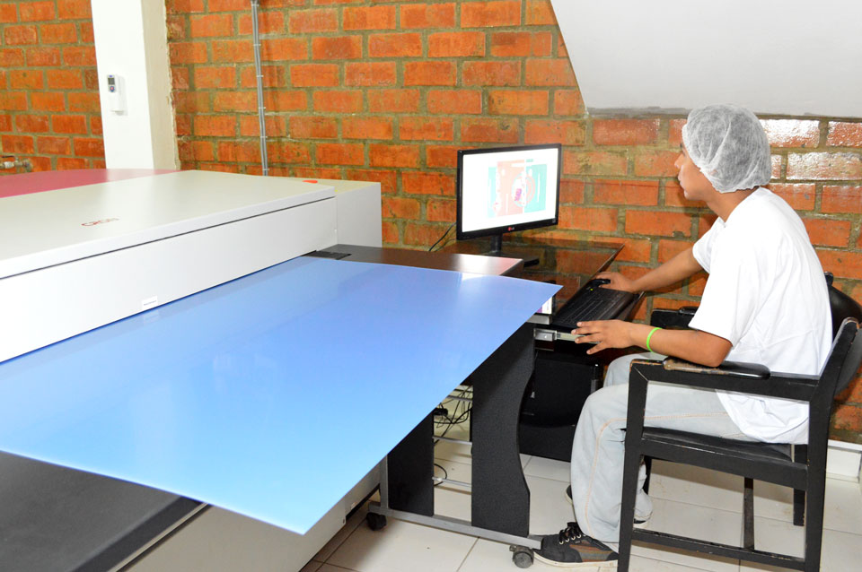 Diseño y Desarrollo / Preprensa TS Impresiones